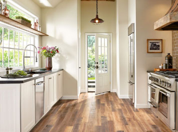 Laminate flooring | Staff Carpet