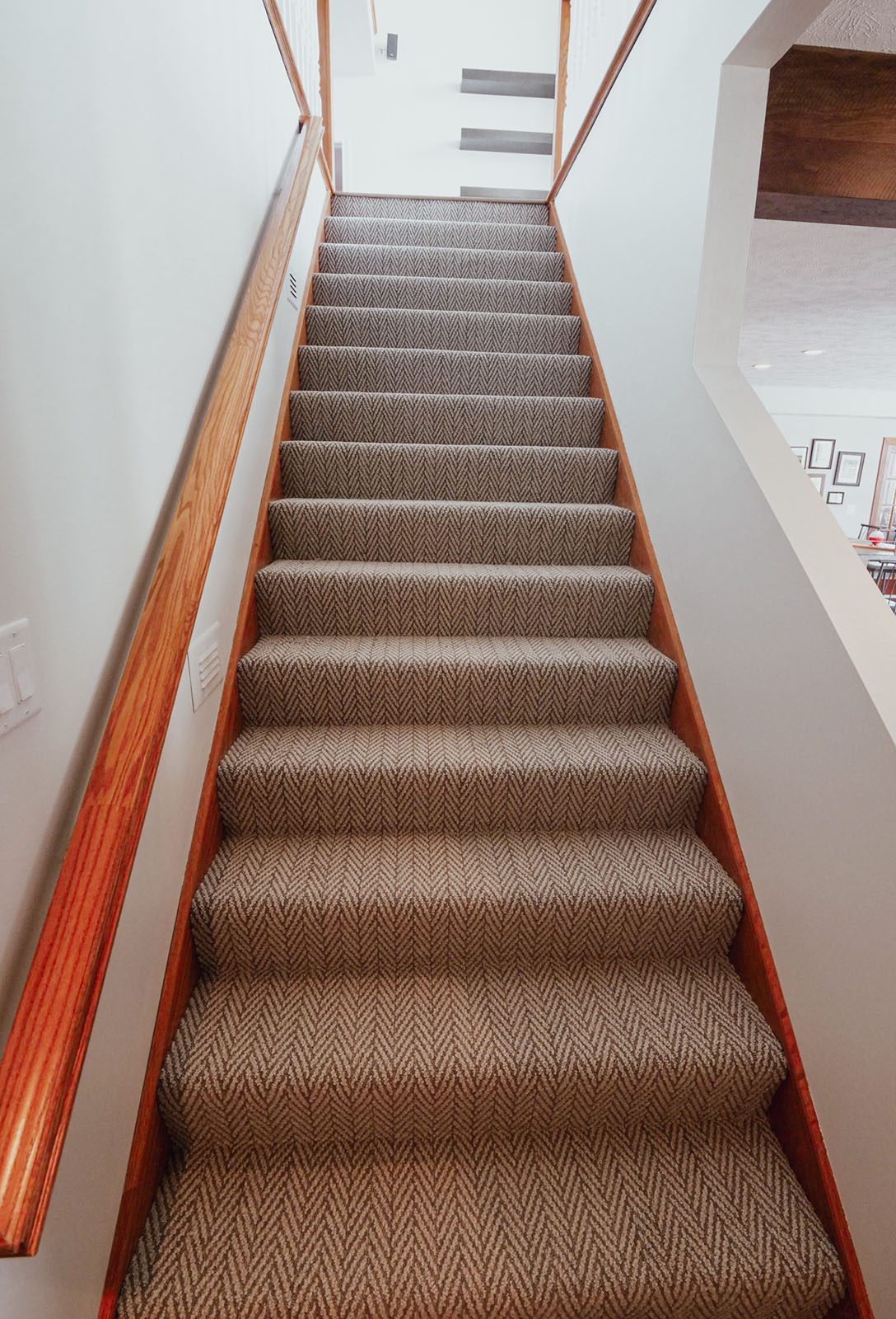 Stairway carpet runner | Staff Carpet